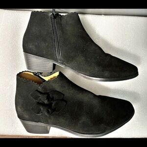 Jack rogers black kali suede ankle boots with bow
